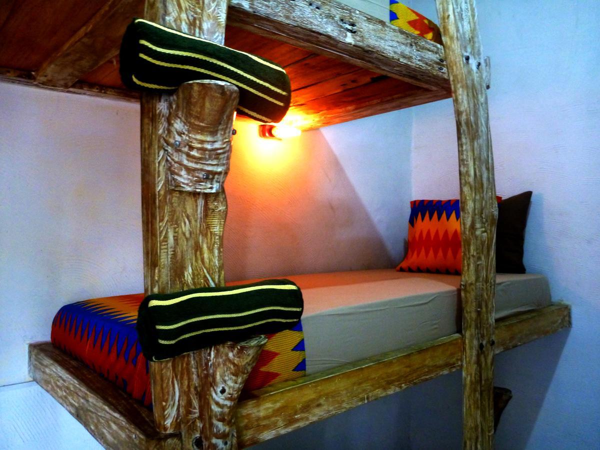 Gipsy Backpackers Hostel Τζίλι Τραγουανγκάν Εξωτερικό φωτογραφία