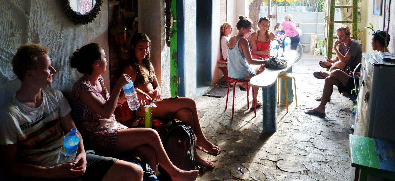 Gipsy Backpackers Hostel Τζίλι Τραγουανγκάν Εξωτερικό φωτογραφία